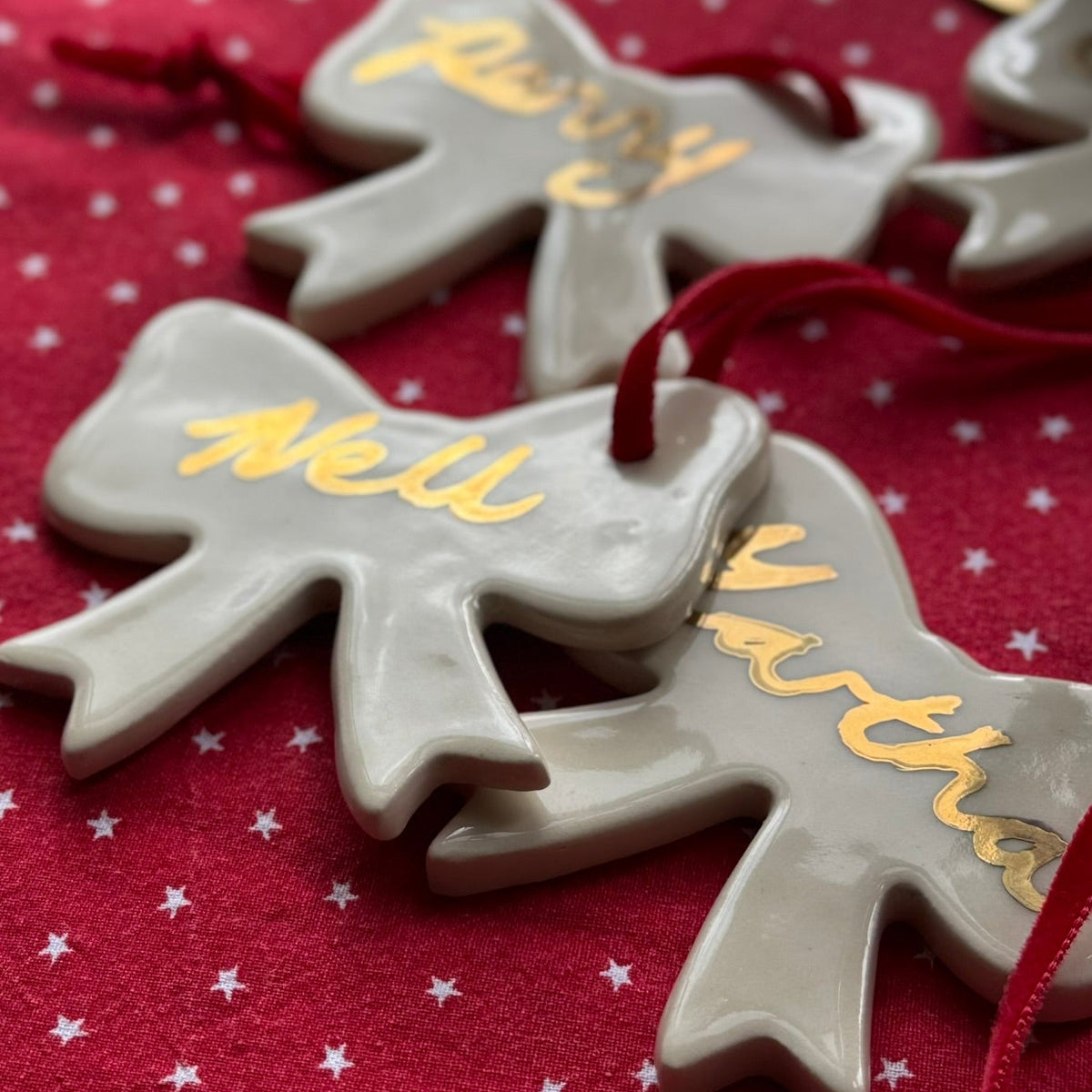 Christmas Bow Decorations // personalise