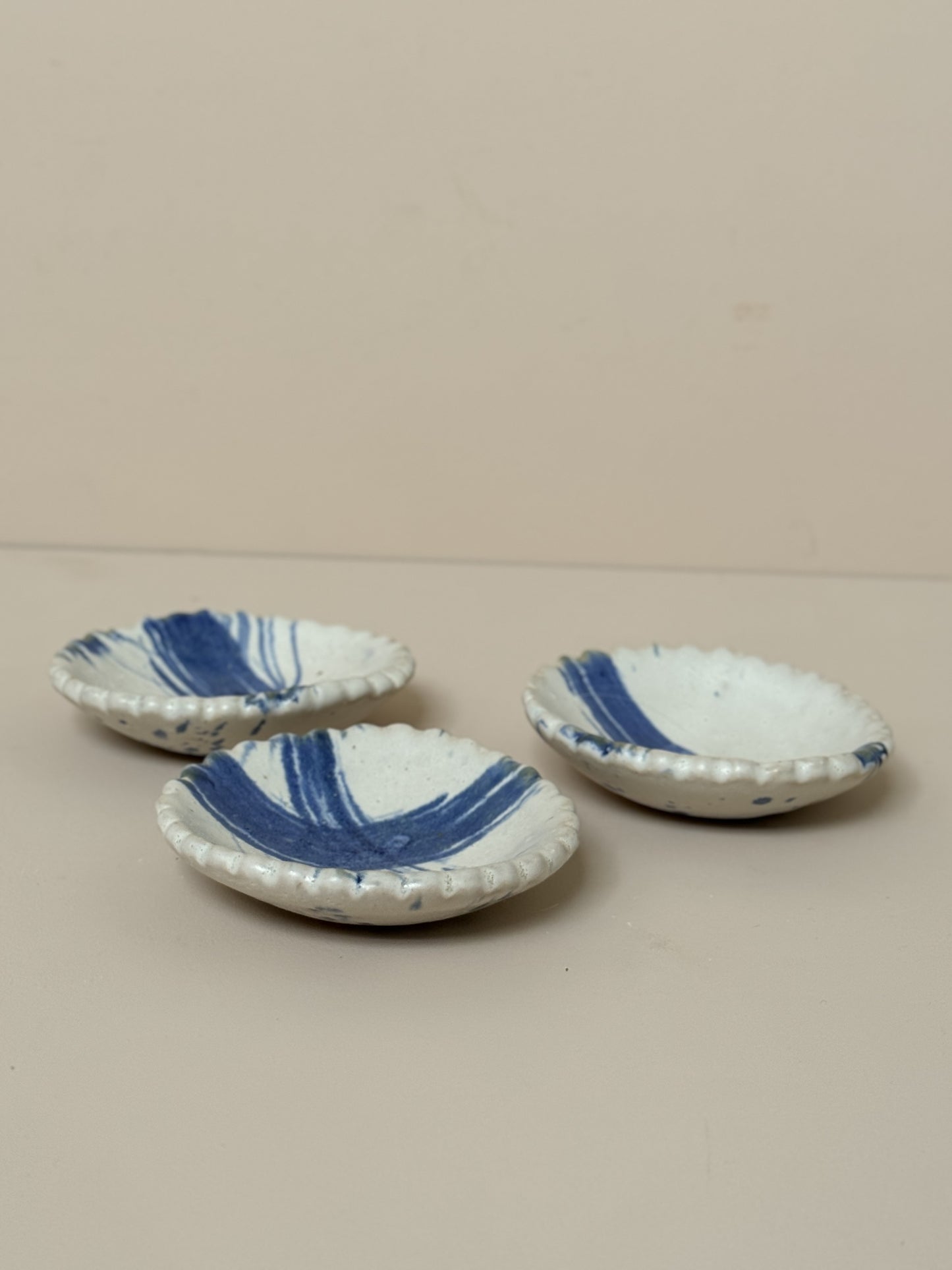 Trio of mini dishes