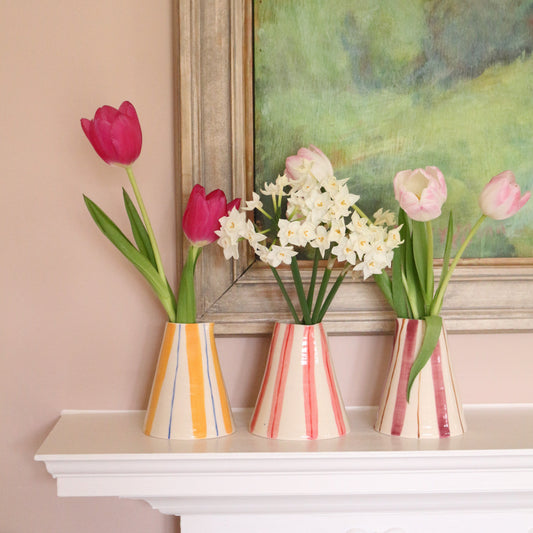 VASE or JUG // stripes